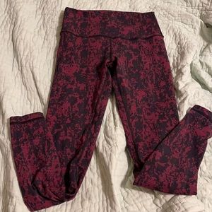 Lululemon Burgundy Pattern Leggings